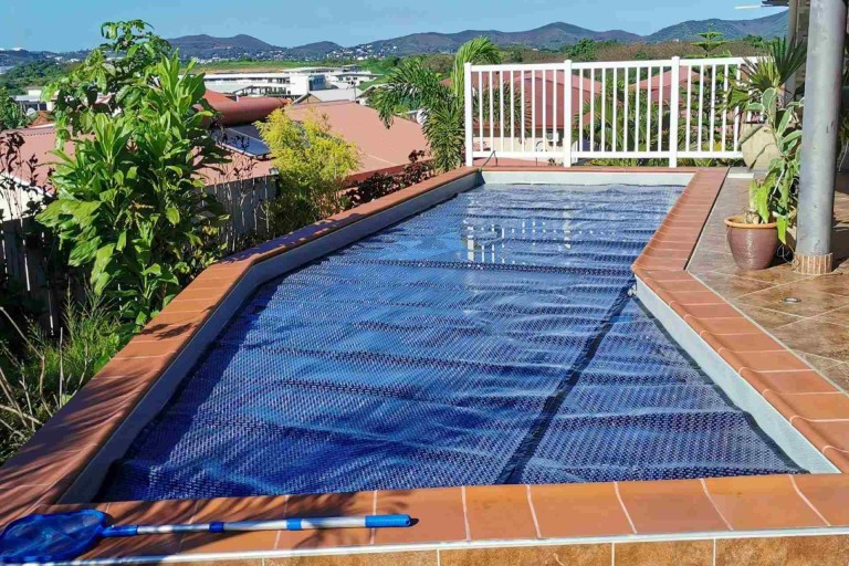 Bâche à bulles Solibull Duobull pour piscine de Nouvelle Calédonie